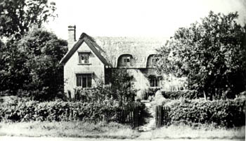Z50-107-4 Wayside Cottage